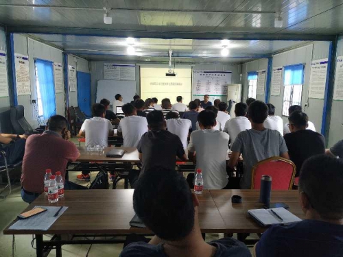 【培训学习】英皇集团集团河南分公司工程质量课开讲啦  ！