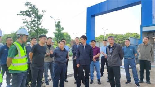 【领导关怀】昆明市晋宁区区委书记一行调研英皇集团集团永乐金园项目